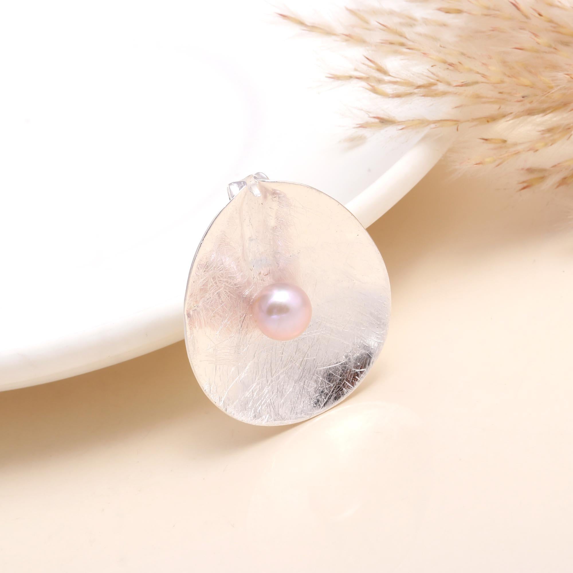 925 Sterling Silver Pink Pearl Textured Pendant