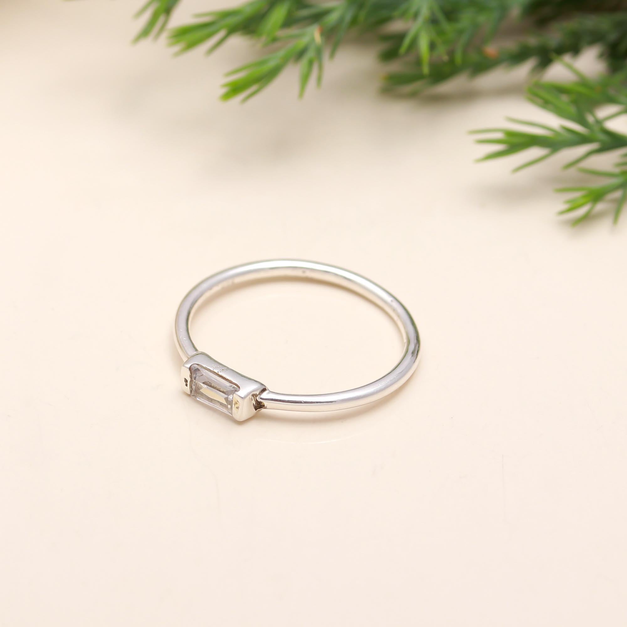 925 Sterling Silver Crystal Baguette Ring
