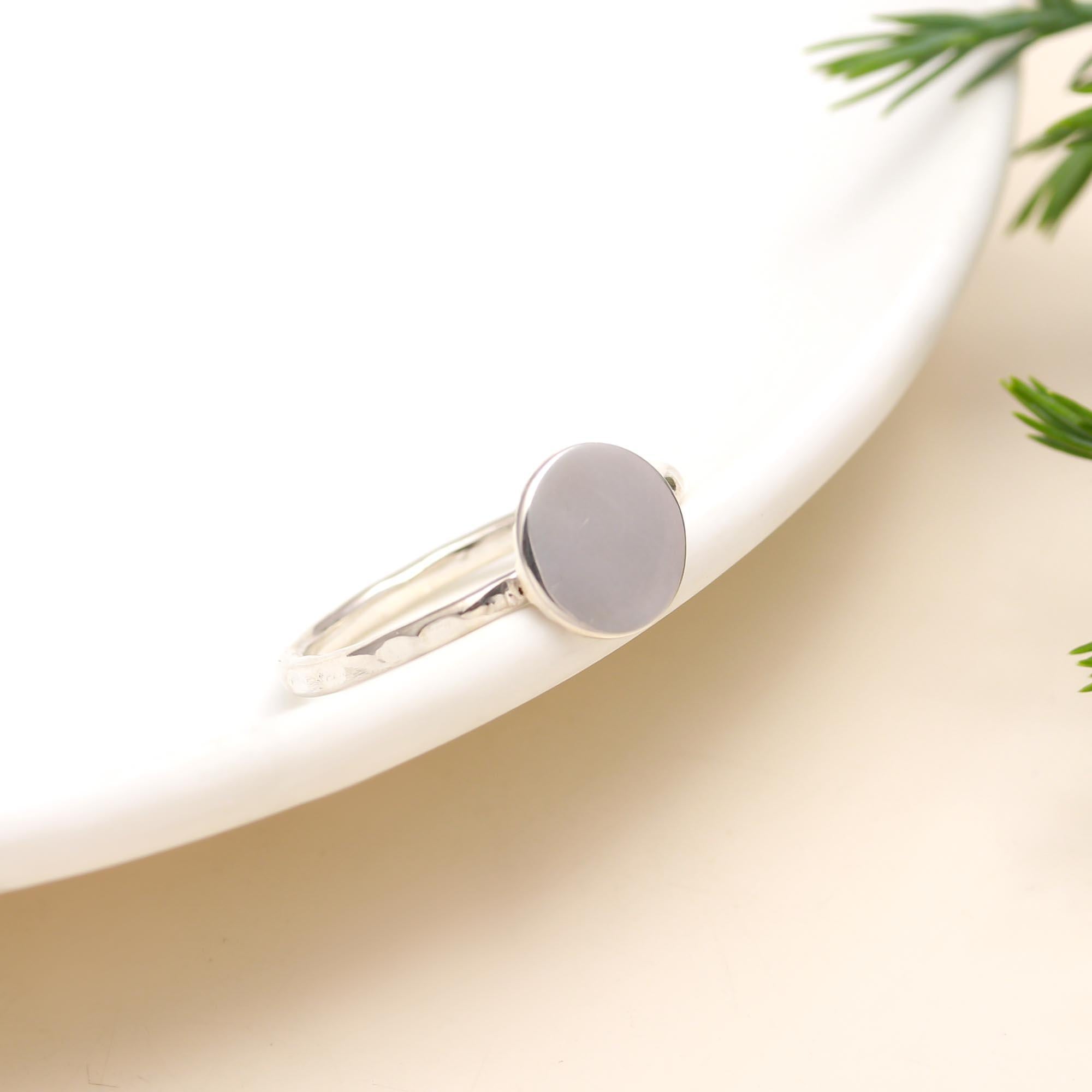 925 Silver Round Hammered Ring