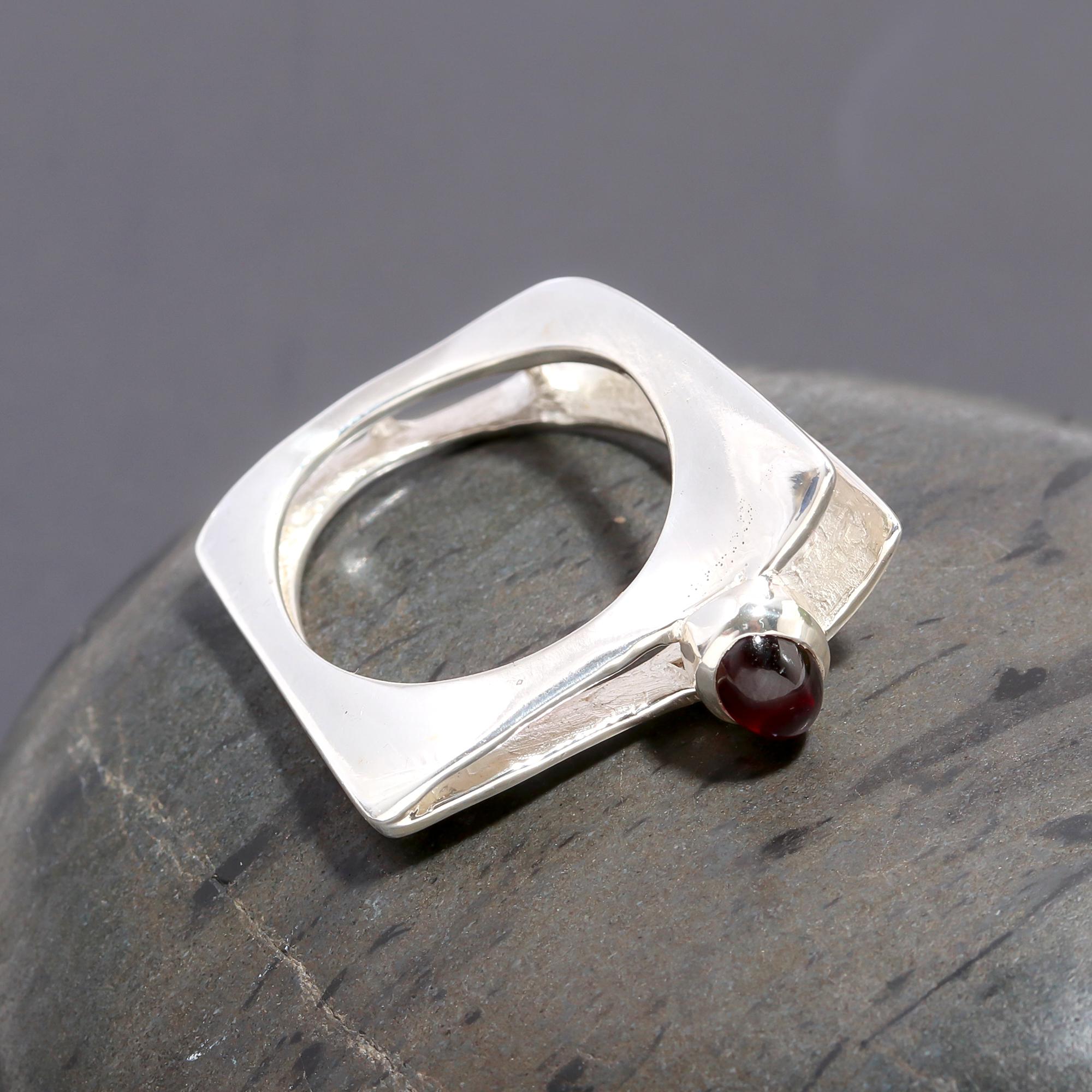 925 Silver Garnet Ring