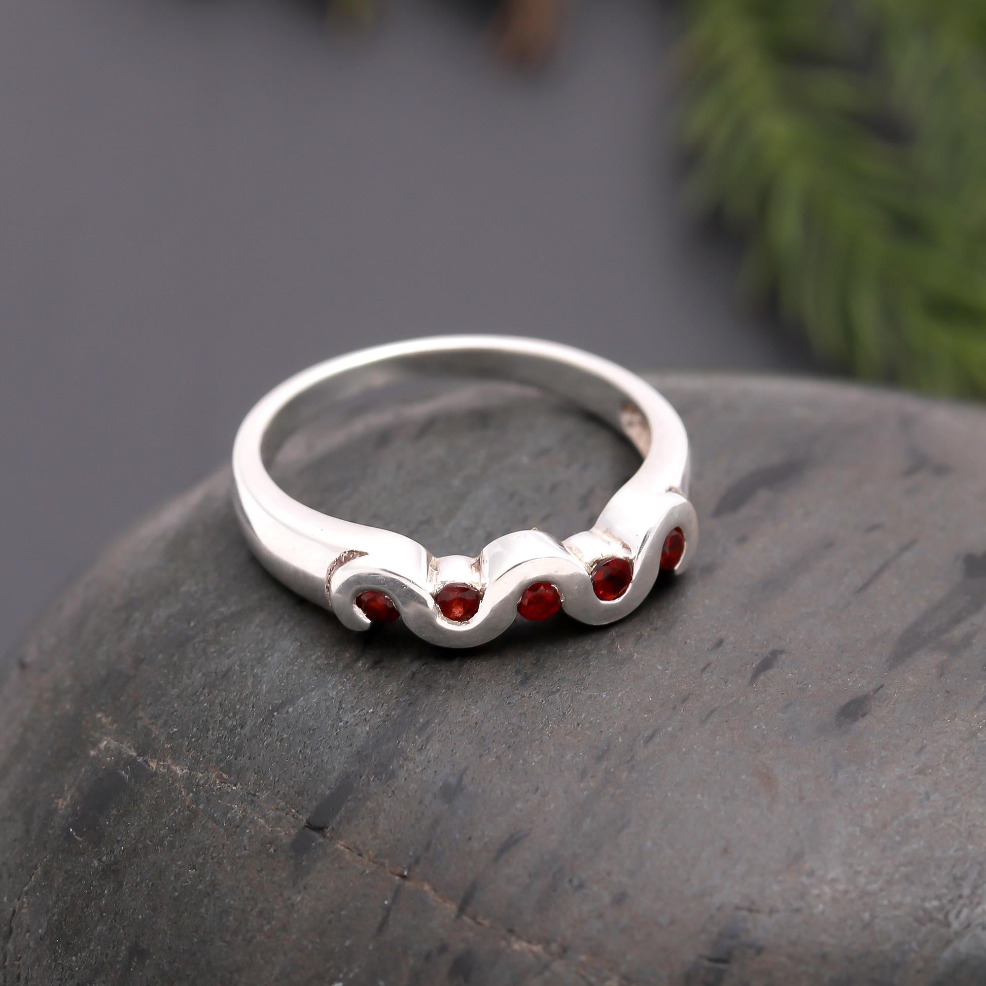 925 Silver Wave Band Red Garnet Ring