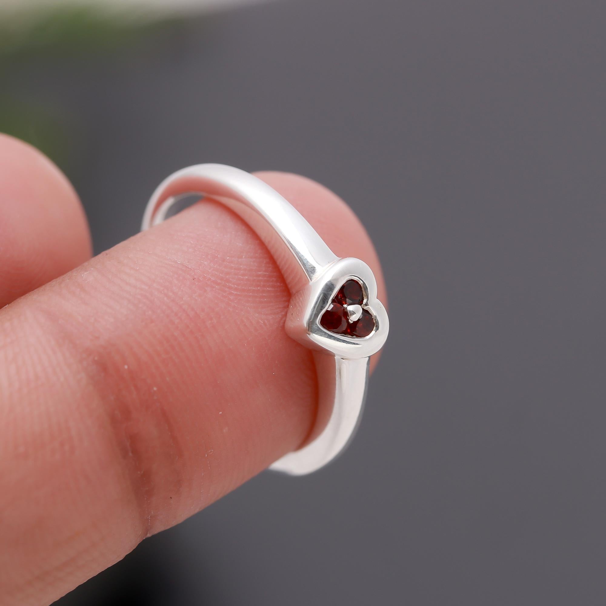 925 Silver Tiny Garnet Heart Ring