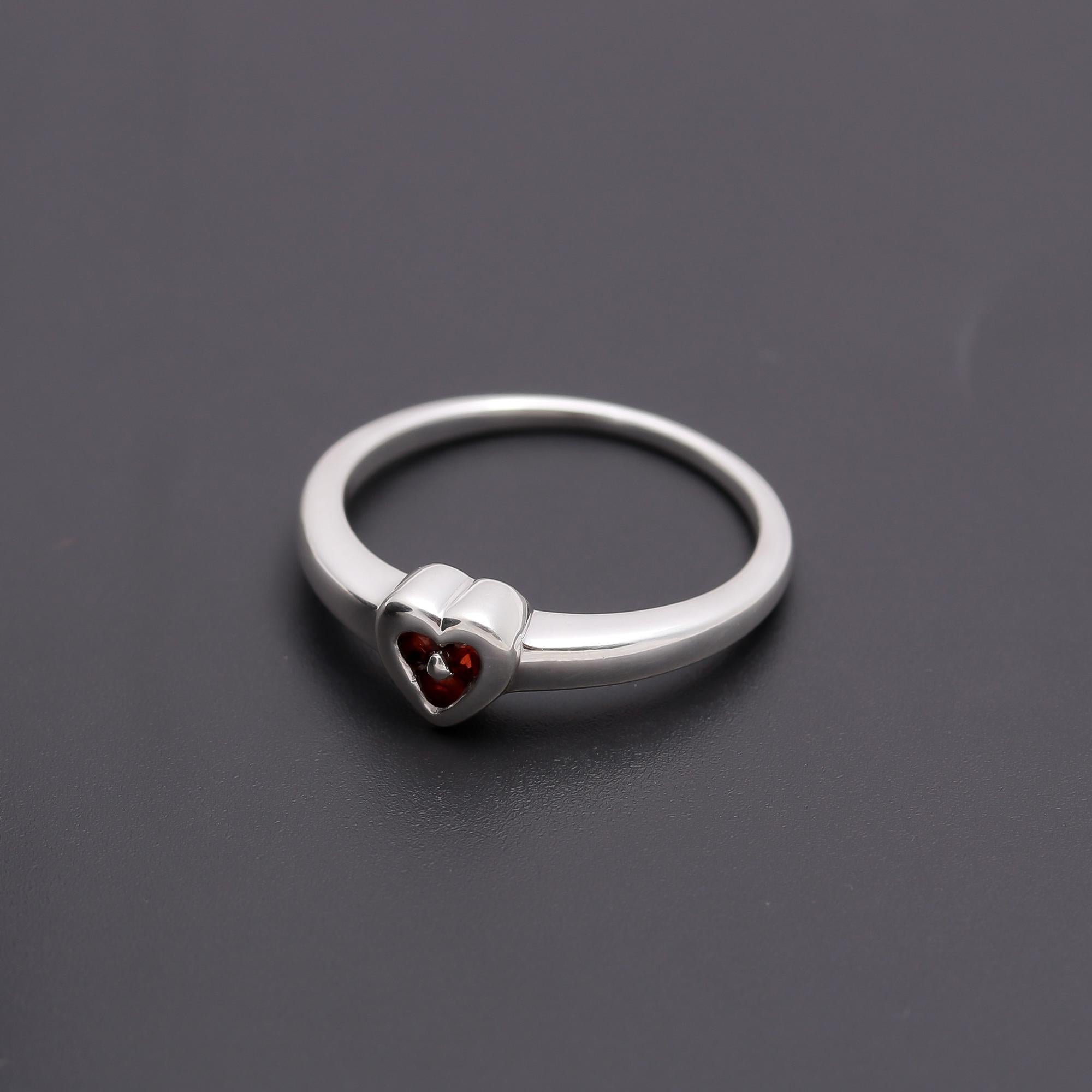 925 Silver Tiny Garnet Heart Ring