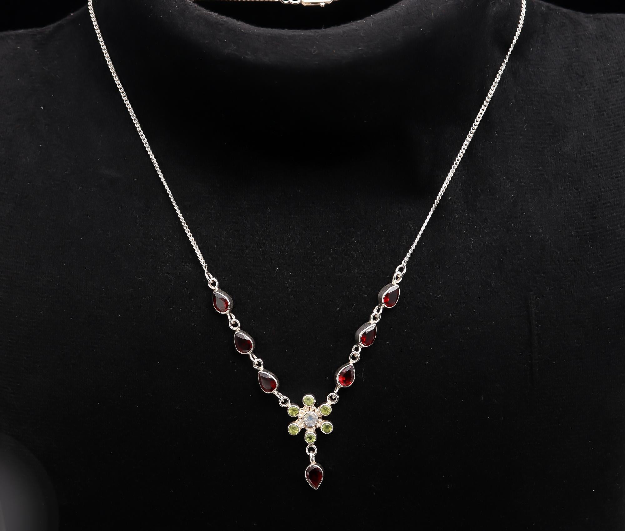 925 Silver Floral Pendant Necklace