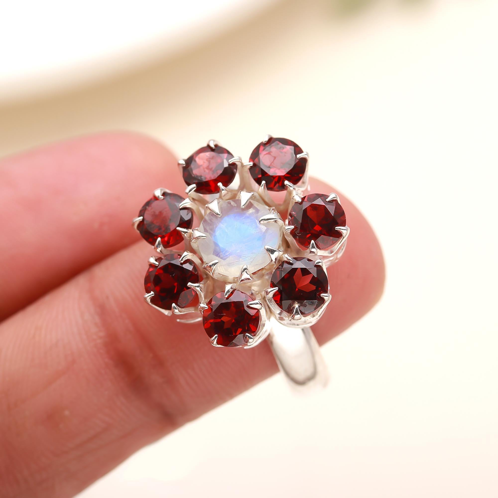 925 Silver Garnet and Moonstone Ring