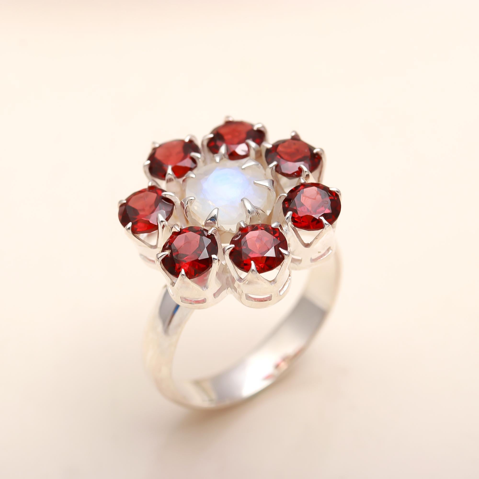 925 Silver Garnet and Moonstone Ring