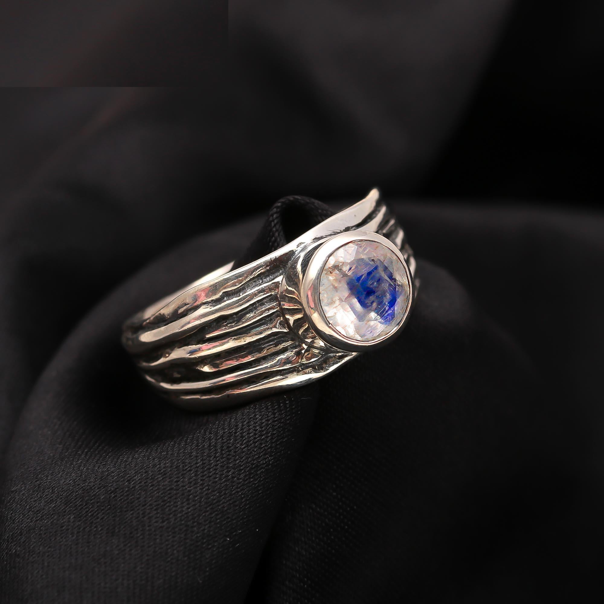 925 Silver Moonstone Textured Ring