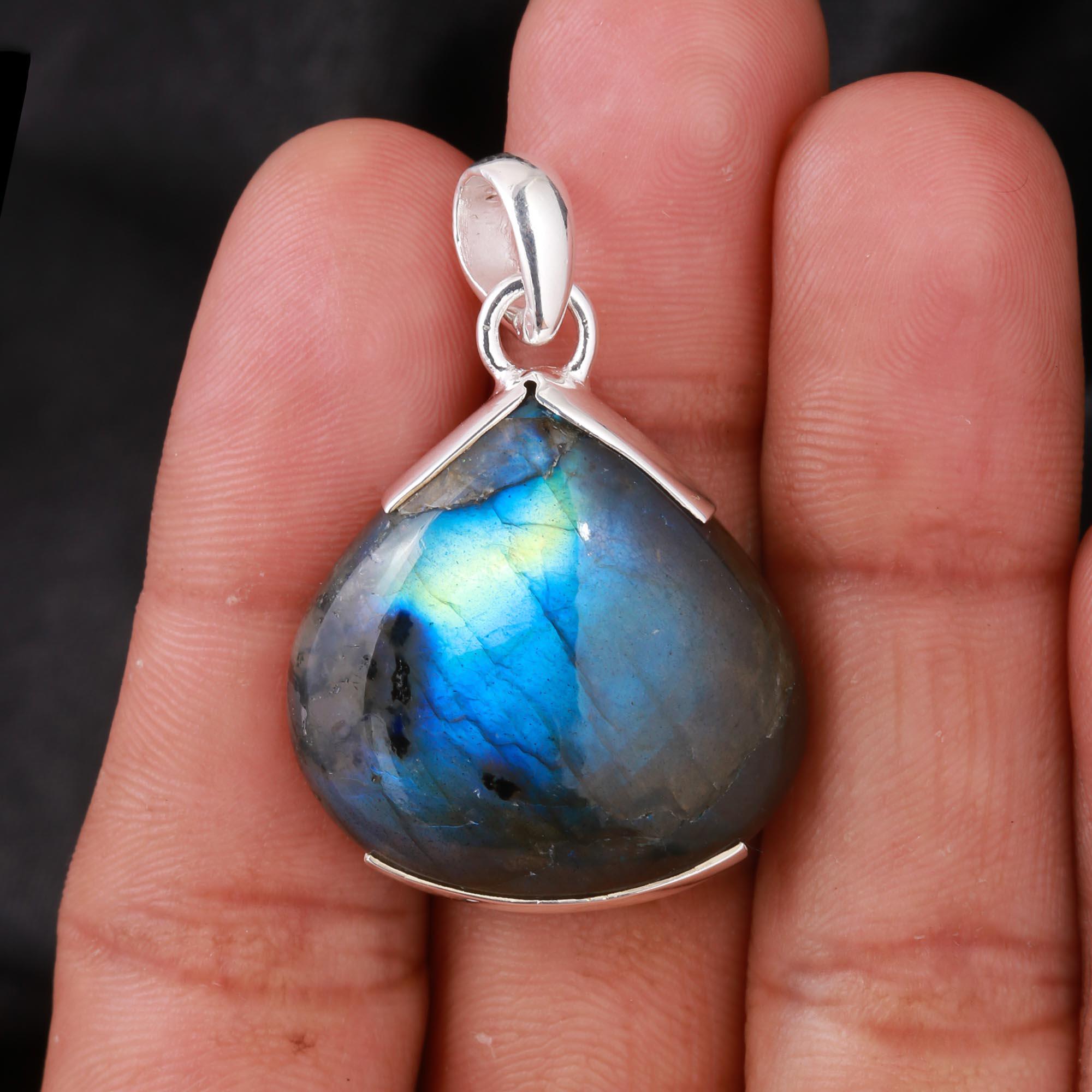 925 Sterling Silver Natural Labradorite Pendant