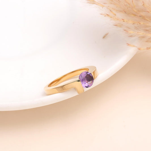 925 Sterling Silver Amethyst Solitaire Ring