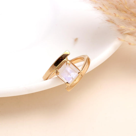 925 Sterling Silver Rainbow Moonstone Ring