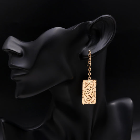 925 Sterling Silver Seahorse Dangle Earrings