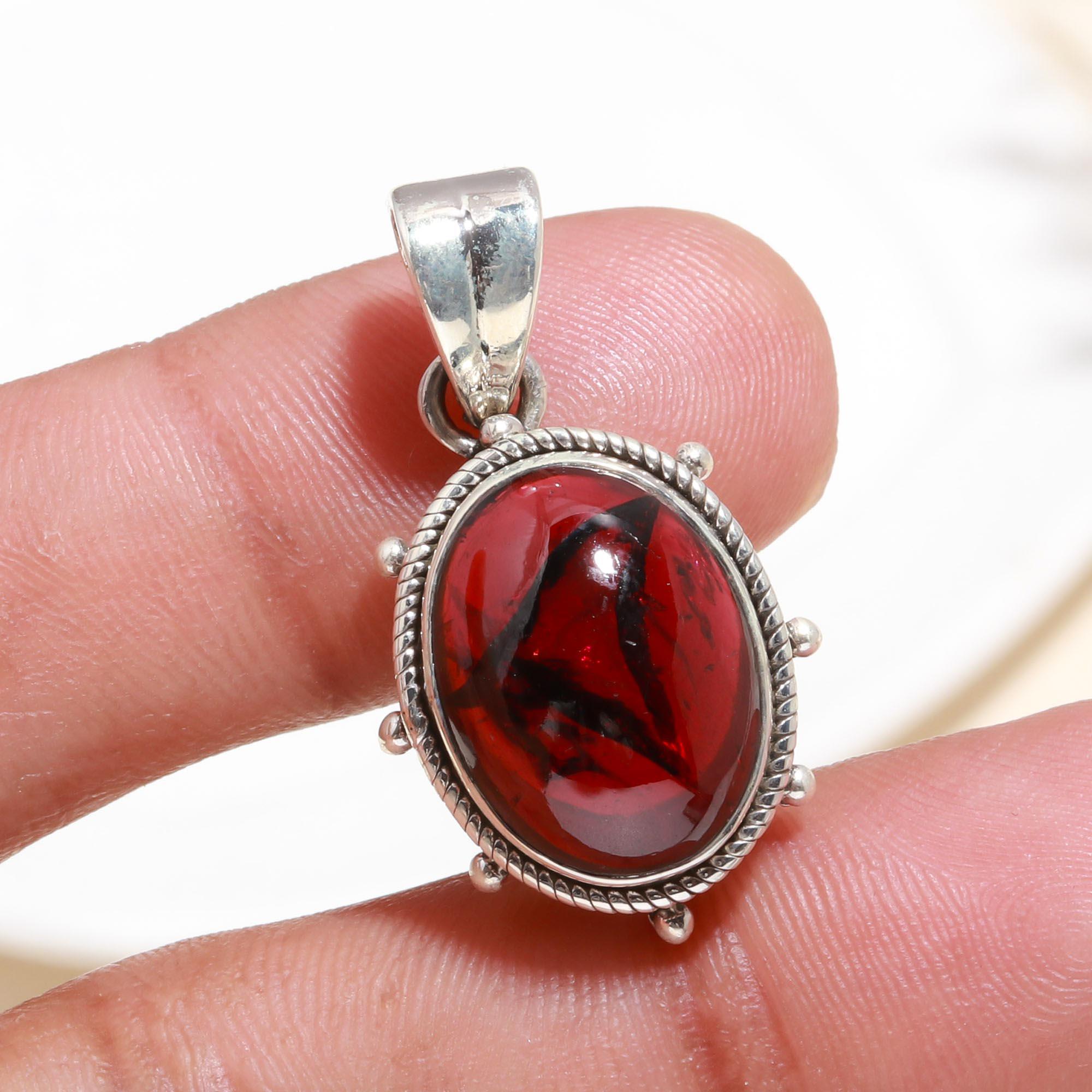 925 Sterling Silver Red Garnet Gemstone Pendant