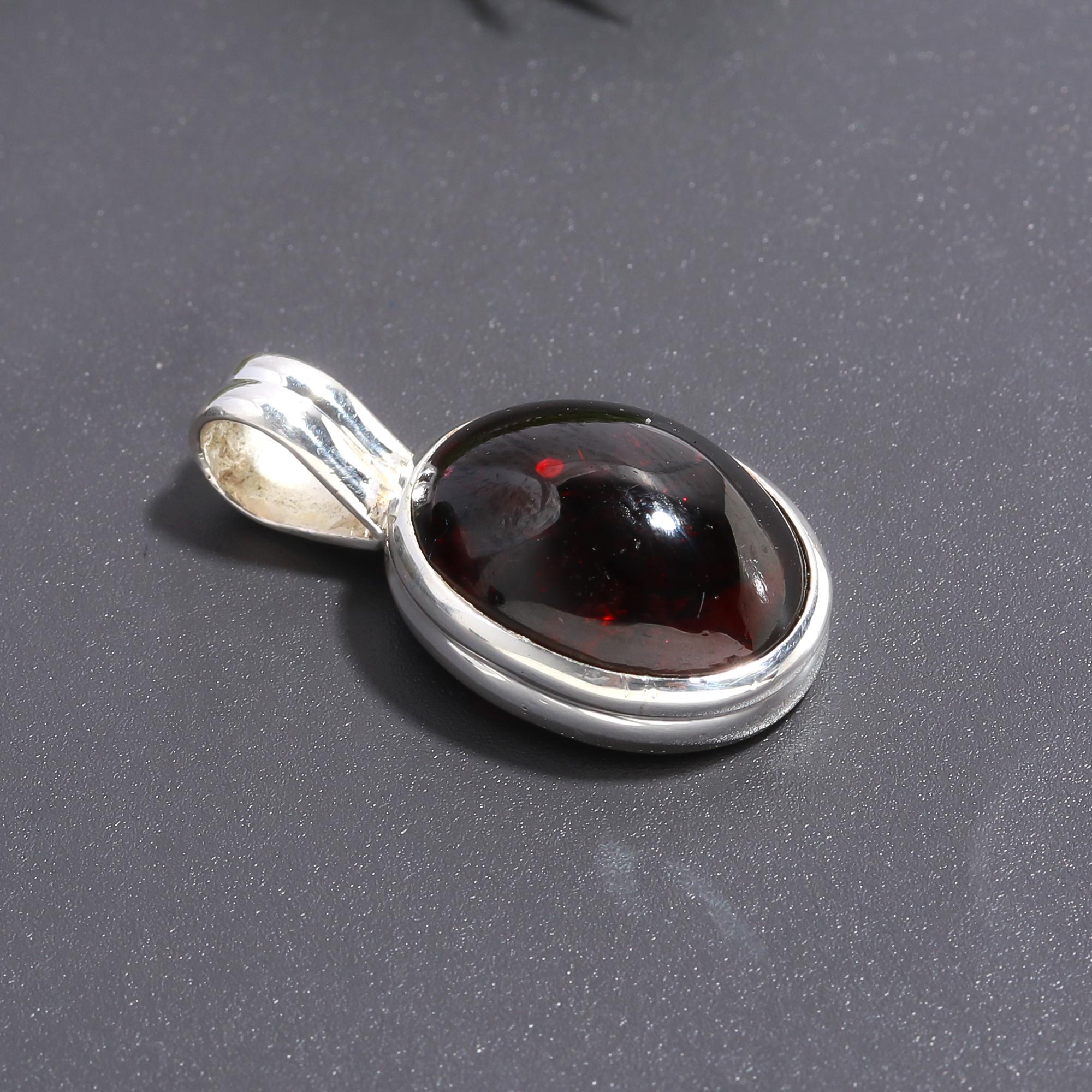 925 Silver Garnet Pendant