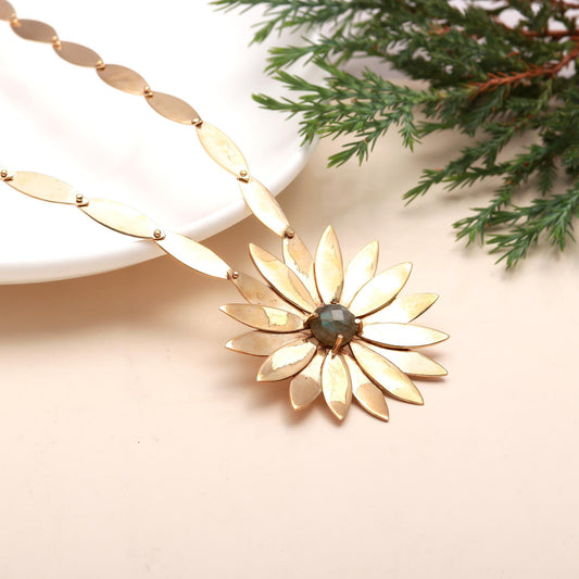 925 Silver Labradorite Floral Necklace
