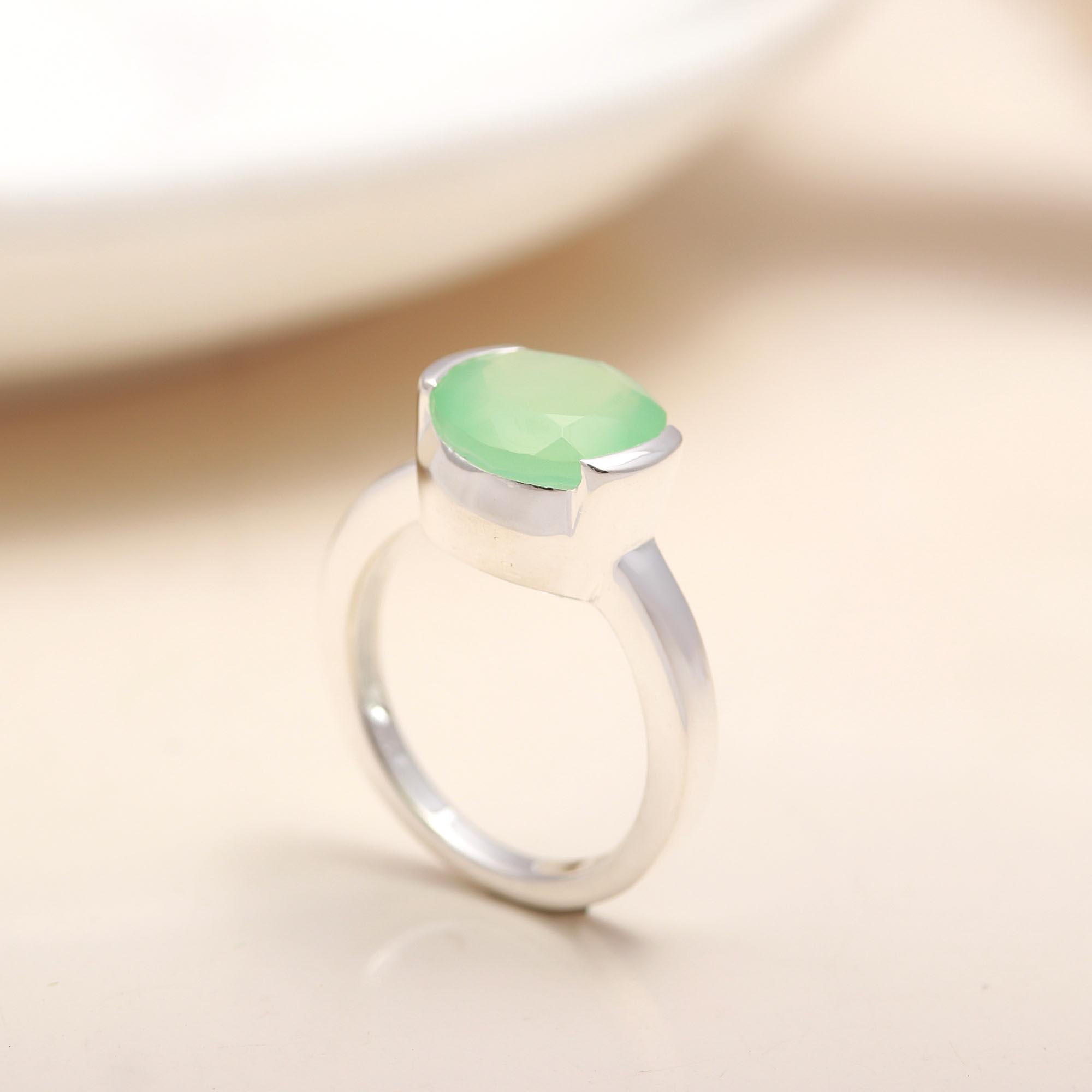 925 Silver Green Chalcedony Ring