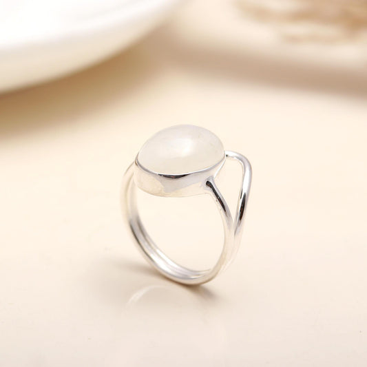 925 Silver Oval Rainbow Moonstone Ring