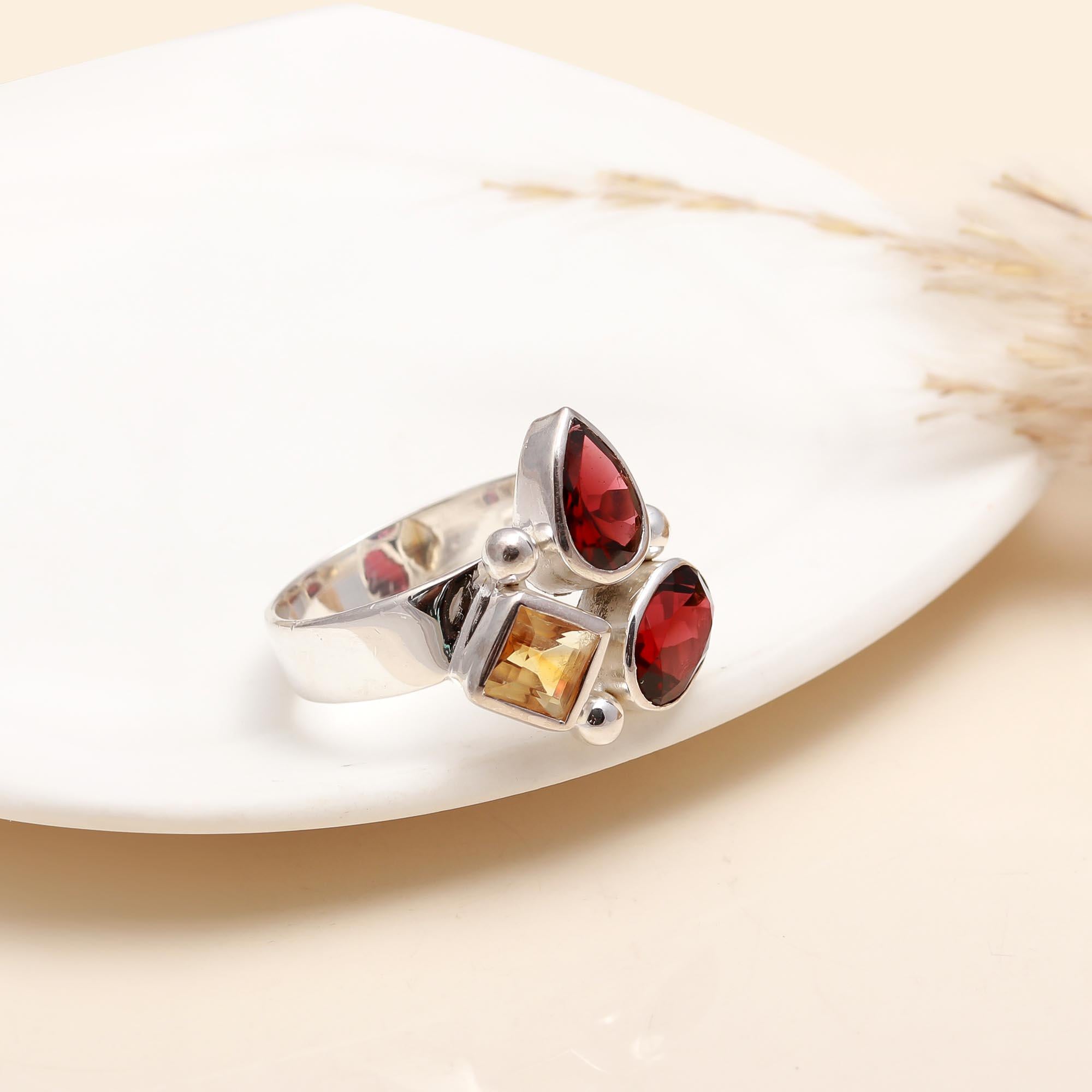 925 Silver Garnet and Citrine Multi-Shape Ring showing red and yellow gemstones