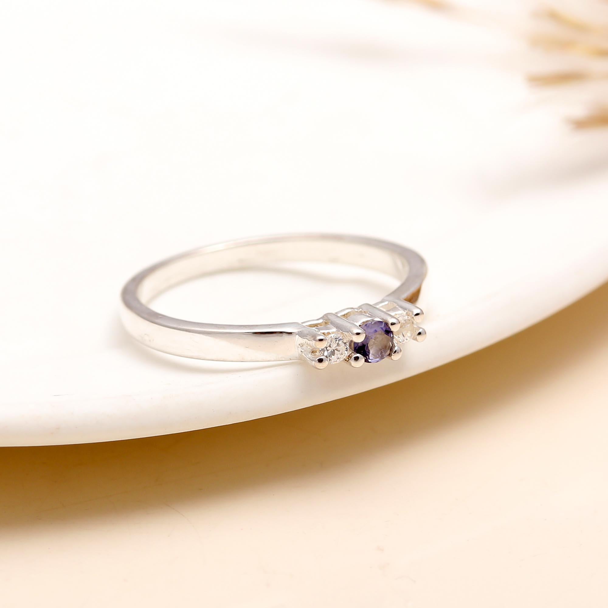 Stylish sterling silver trio ring for gifting